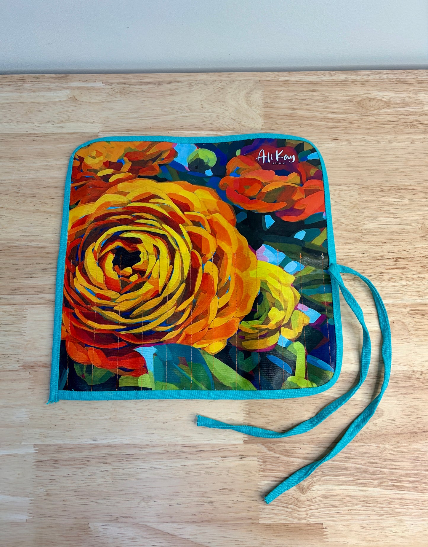 Canvas Brush Roll
